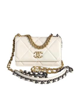 CHANEL Сумка через плечо