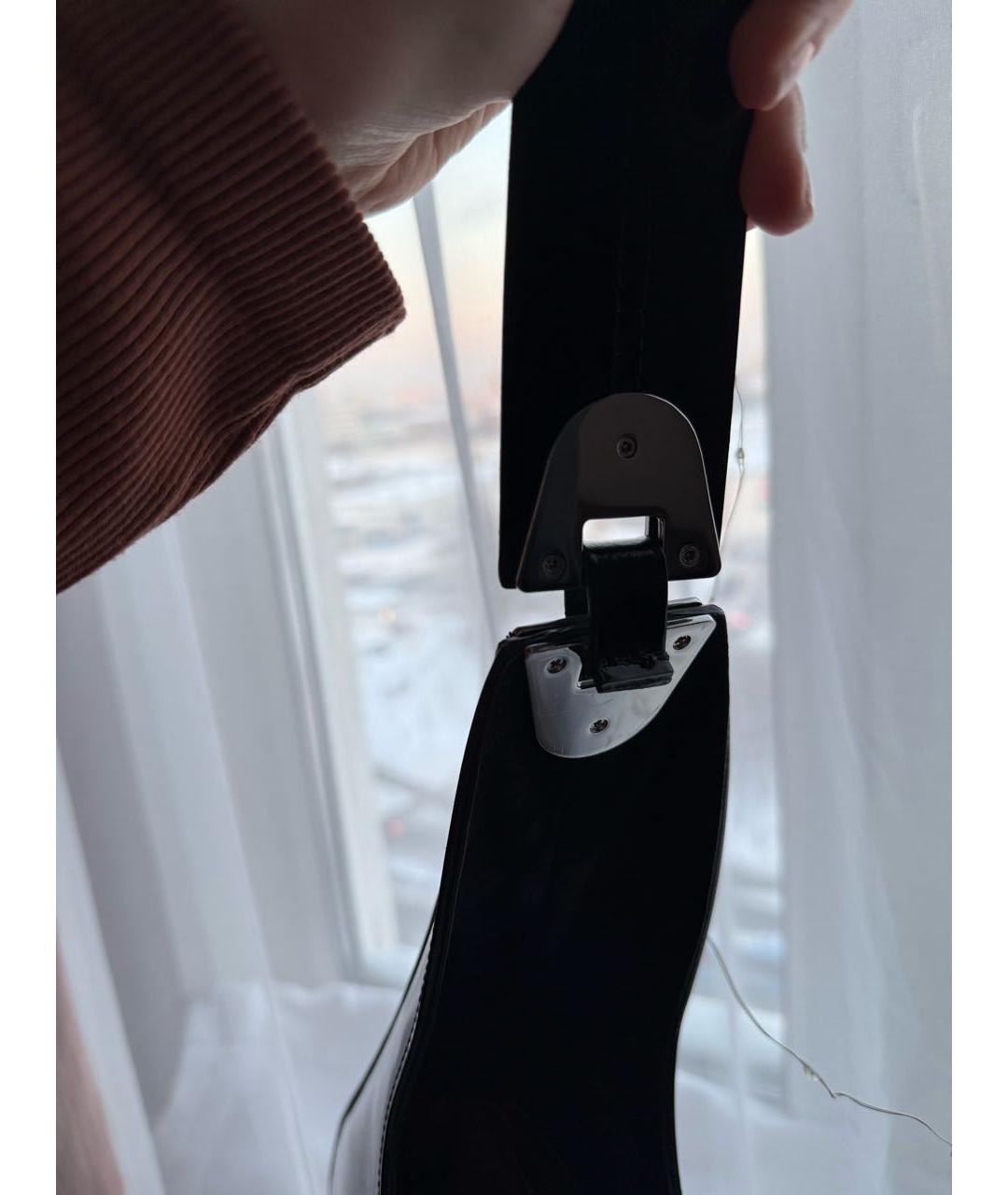 COCCINELLE Черная сумка через плечо из лакированной кожи, фото 6