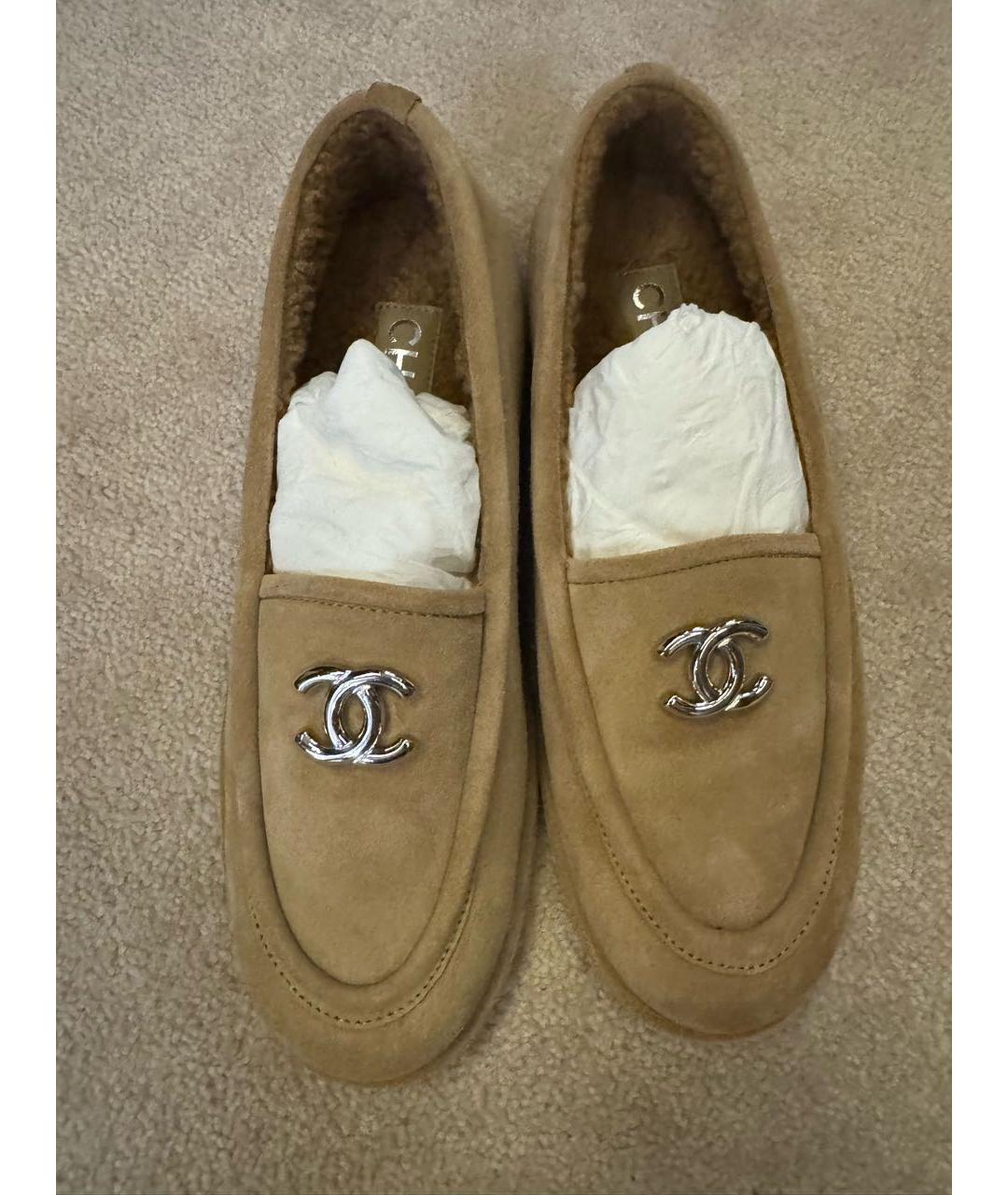 CHANEL Бежевые замшевые лоферы, фото 3