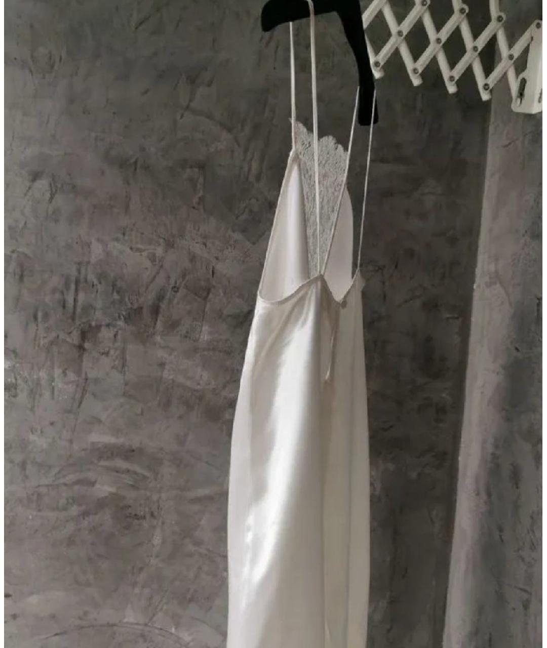 KHAITE Белое вискозное коктейльное платье, фото 6