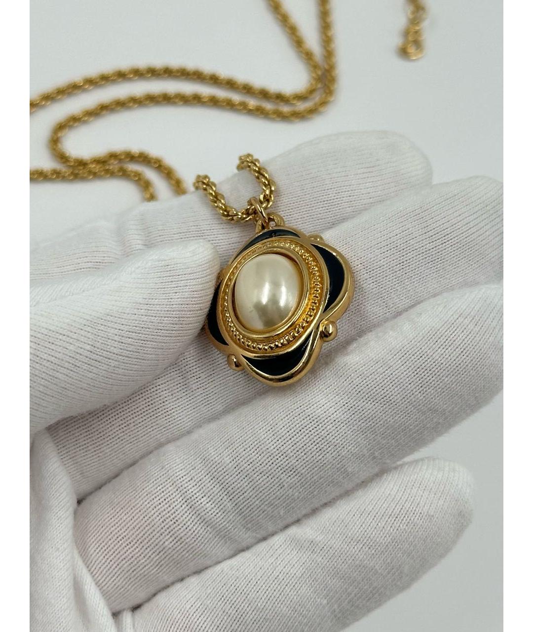 BURBERRY Золотая металлическая подвеска, фото 4