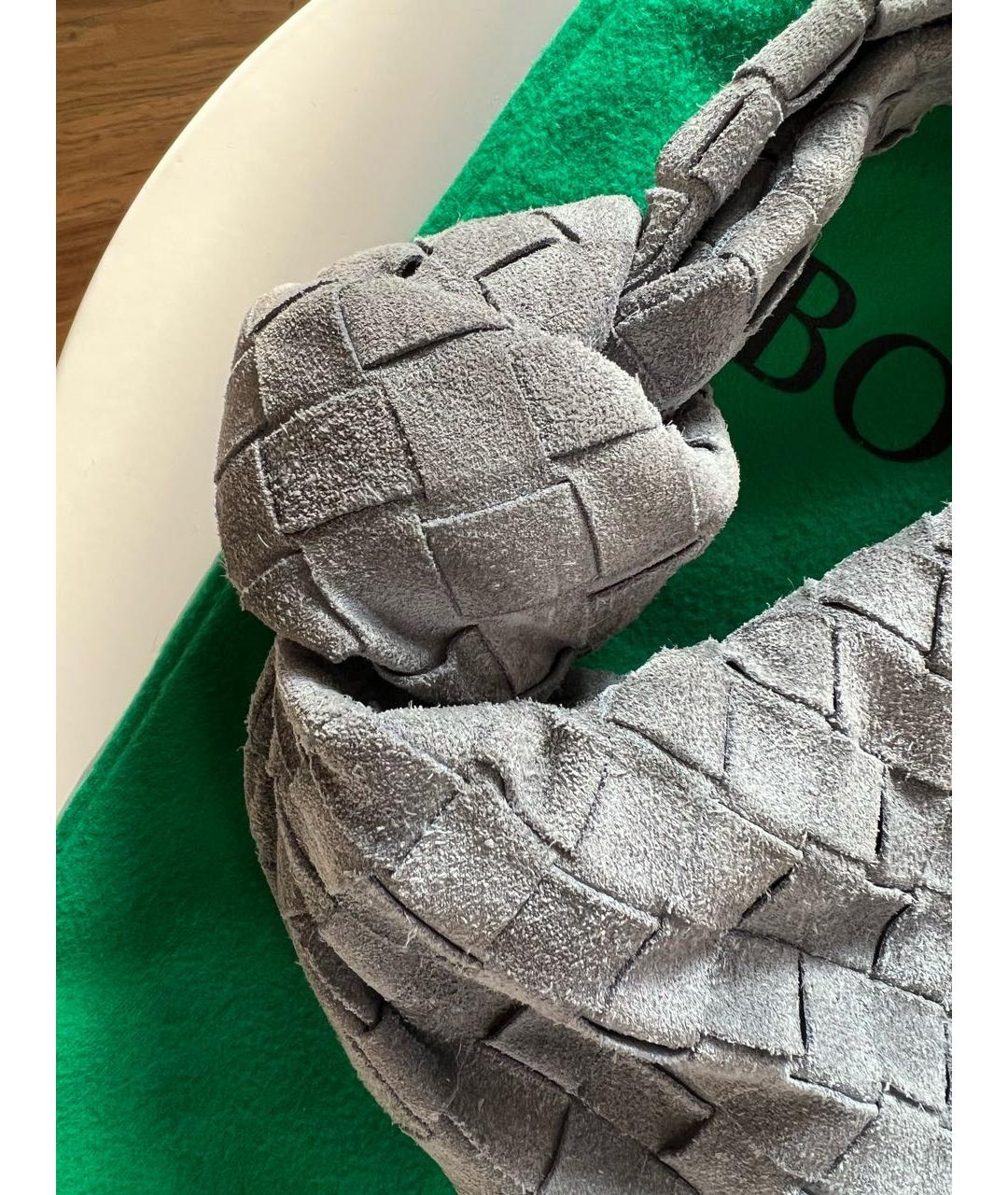 BOTTEGA VENETA Серая замшевая сумка с короткими ручками, фото 2