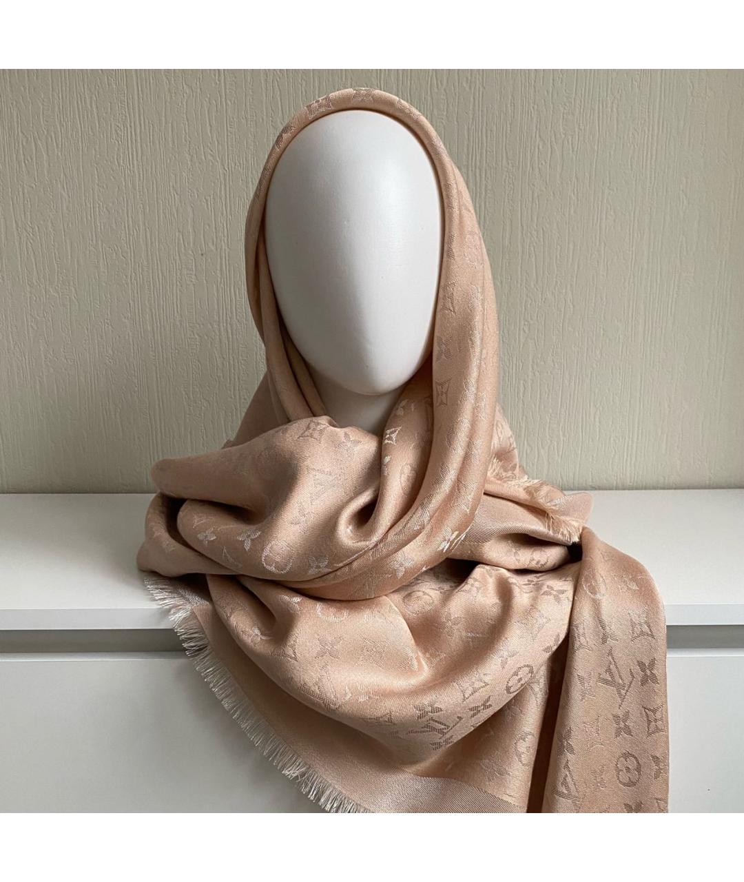 LOUIS VUITTON Бежевый шерстяной платок, фото 8