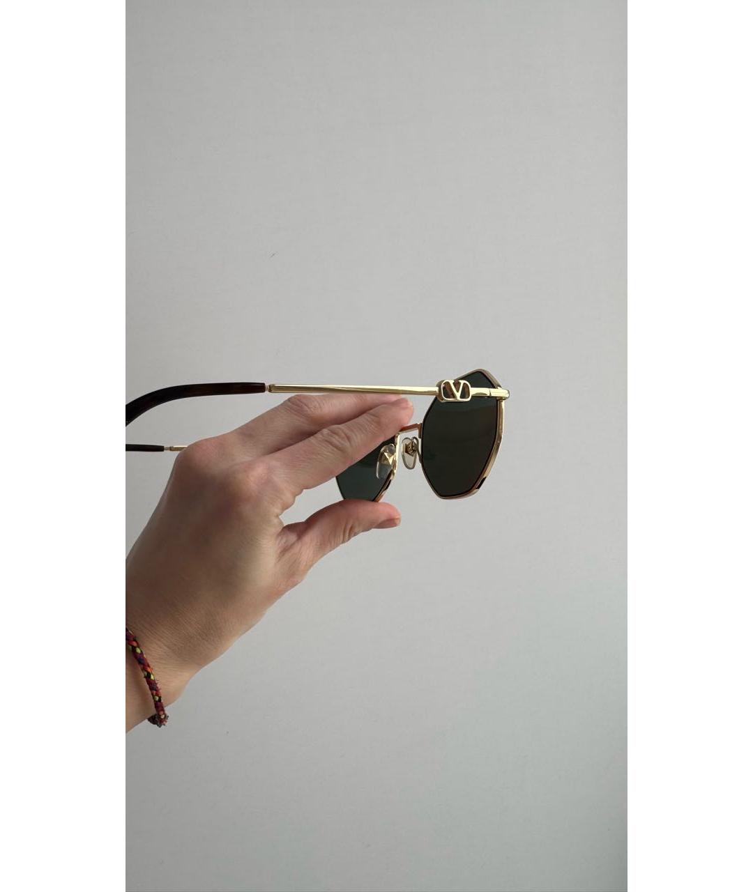 VALENTINO Золотые металлические солнцезащитные очки, фото 5