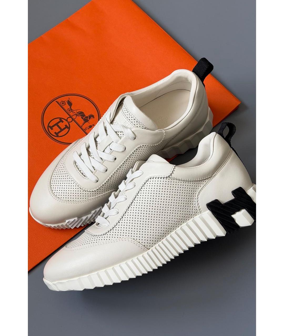 HERMES Белые кожаные кроссовки, фото 2