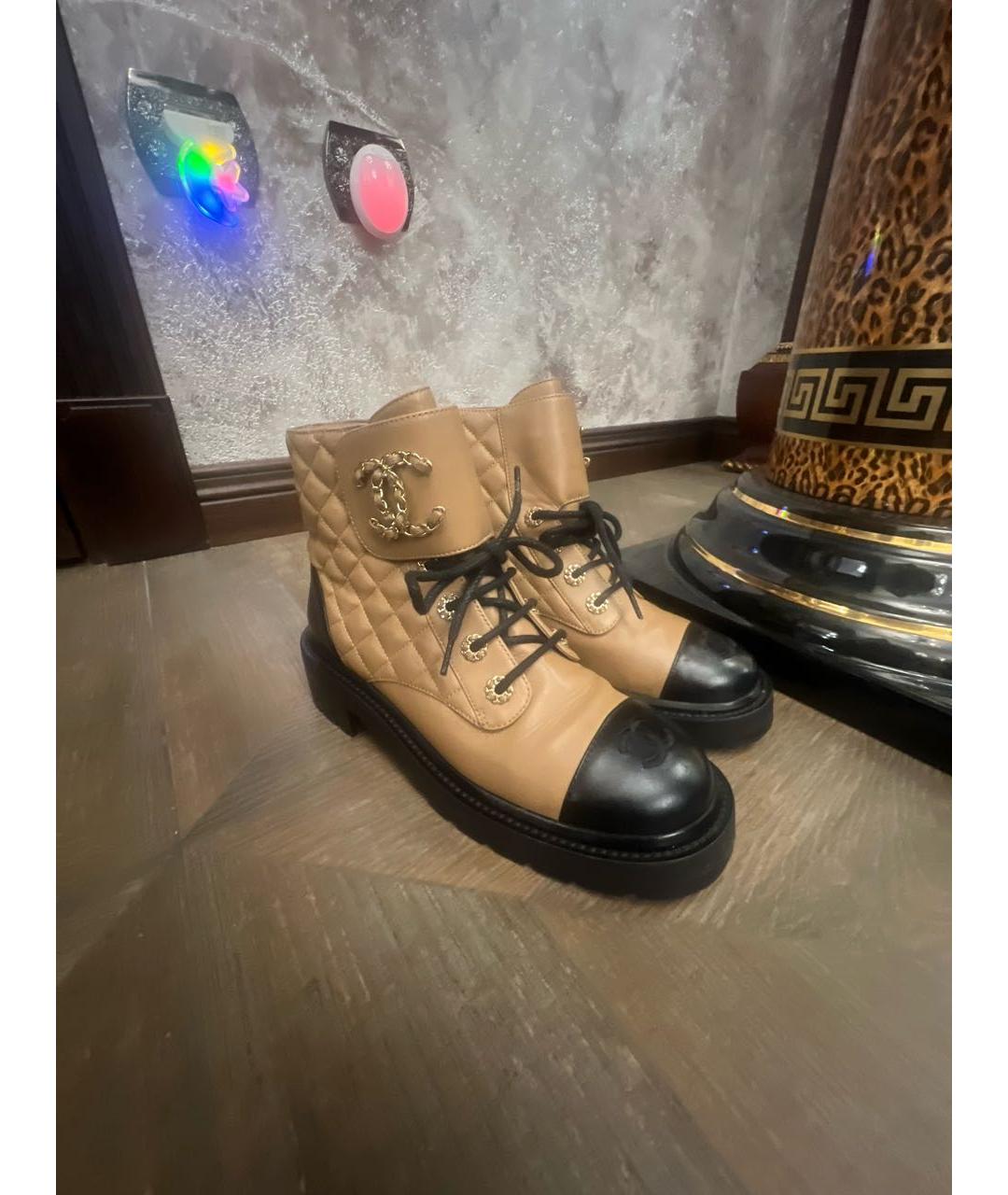 CHANEL Бежевые кожаные ботинки, фото 6