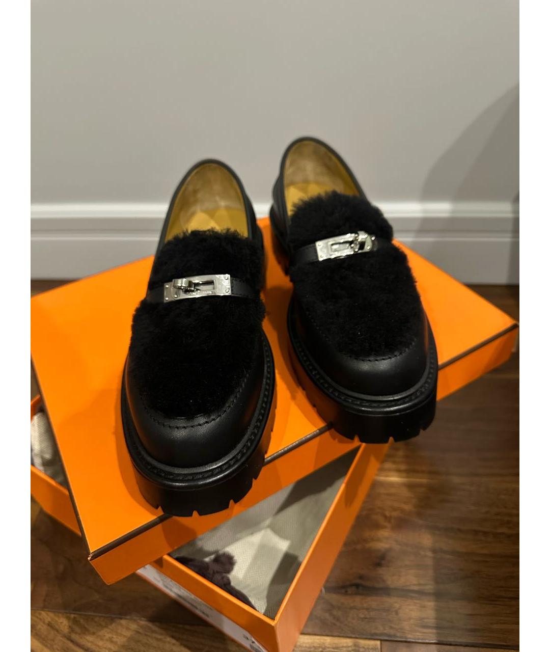 HERMES Черные кожаные лоферы, фото 2