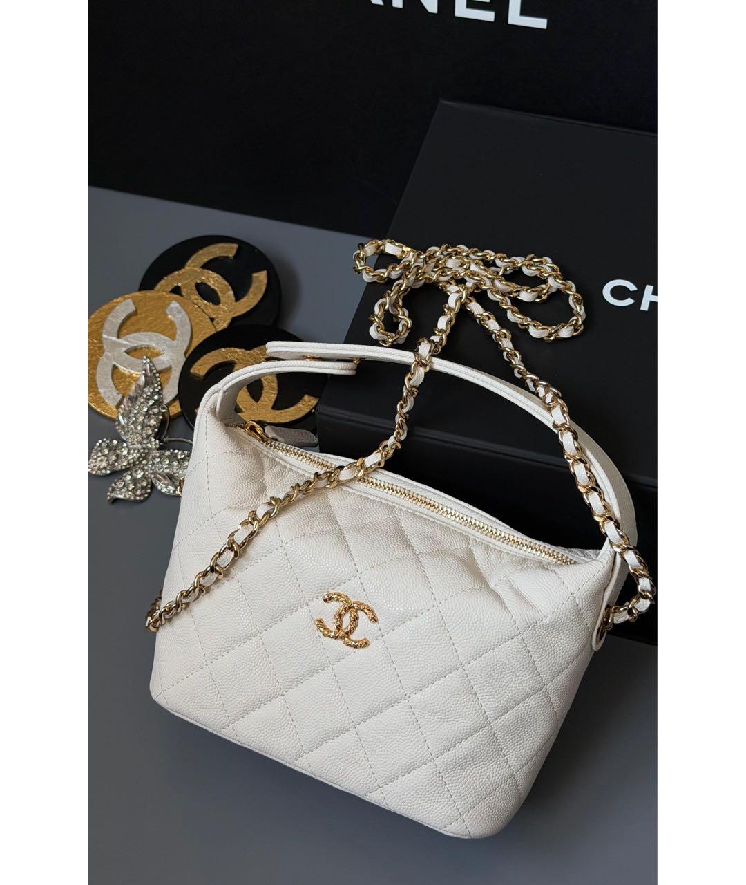 CHANEL Белая кожаная сумка через плечо, фото 2