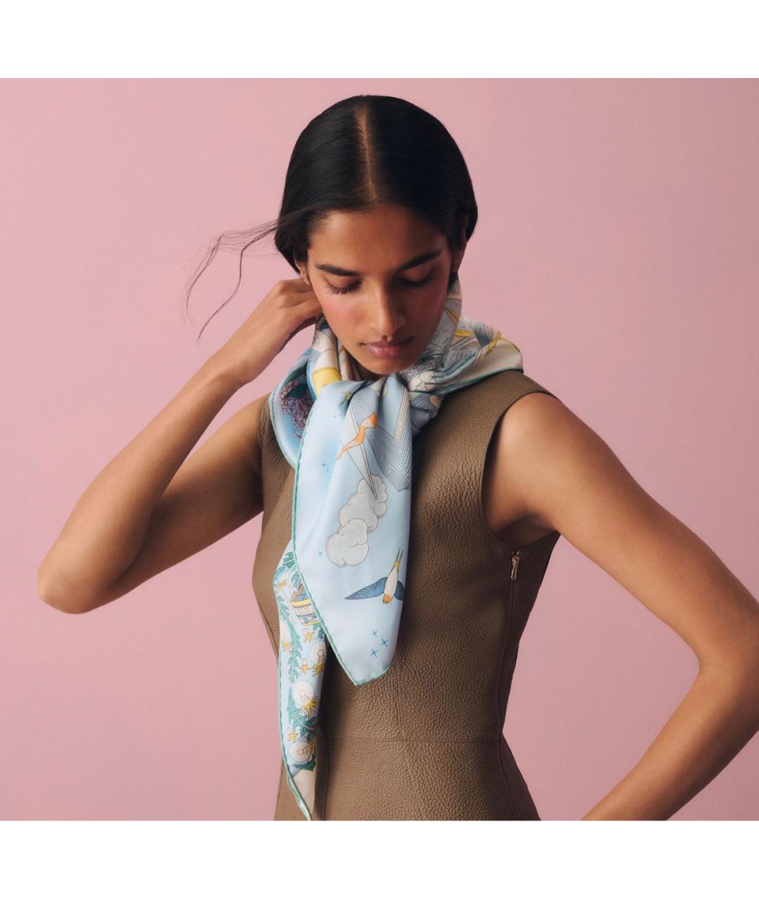 HERMES Голубой шелковый платок, фото 3
