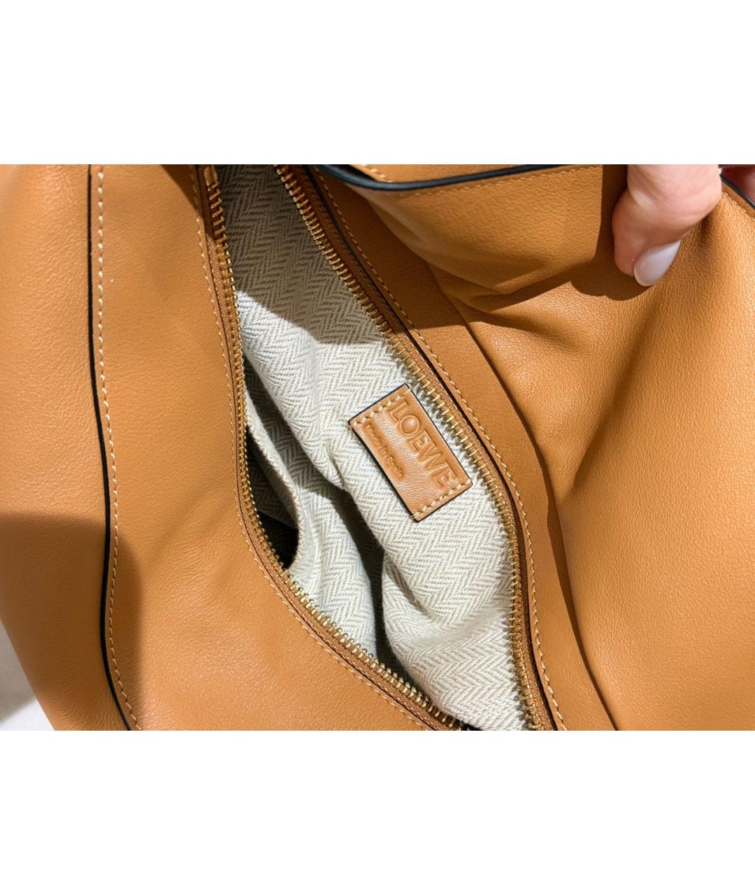 LOEWE Горчичная кожаная сумка с короткими ручками, фото 5