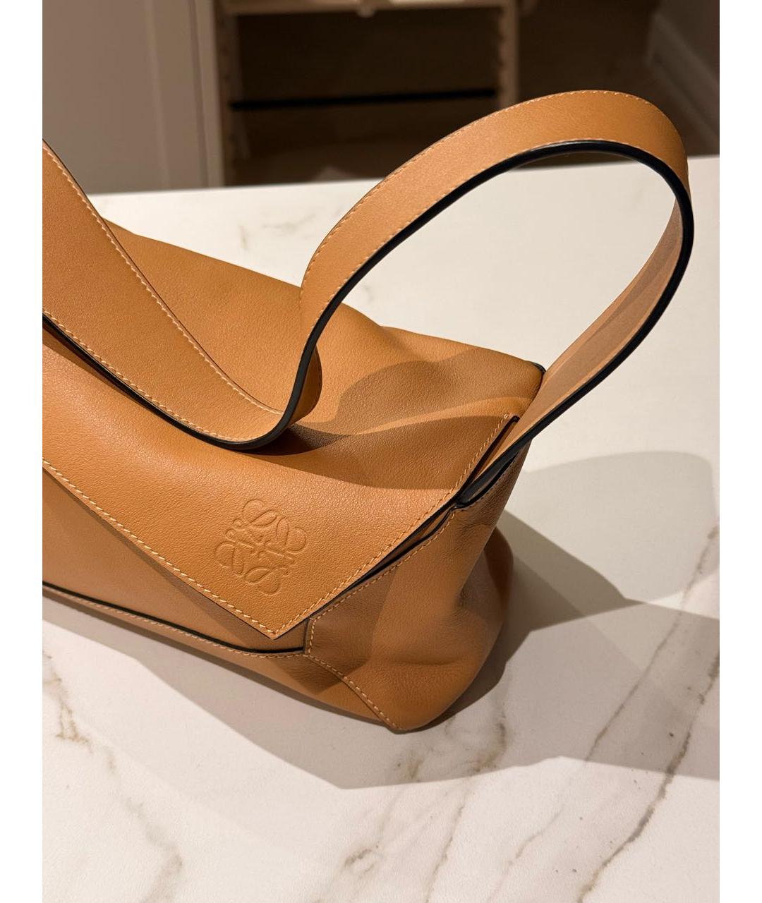 LOEWE Горчичная кожаная сумка с короткими ручками, фото 2