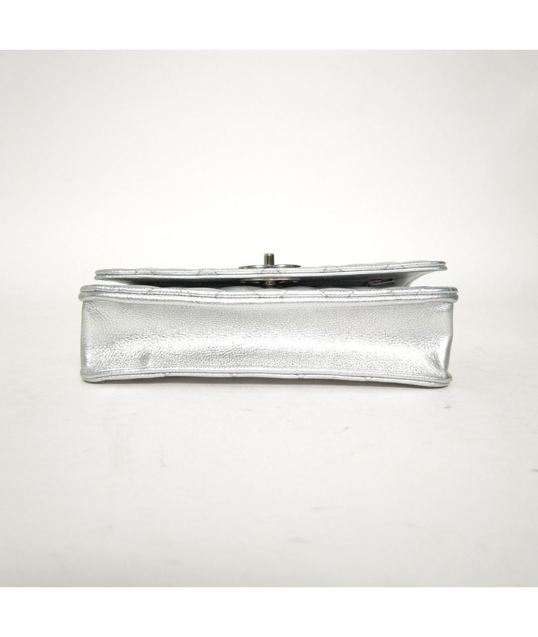 CHANEL Серебряная кожаная сумка через плечо, фото 6