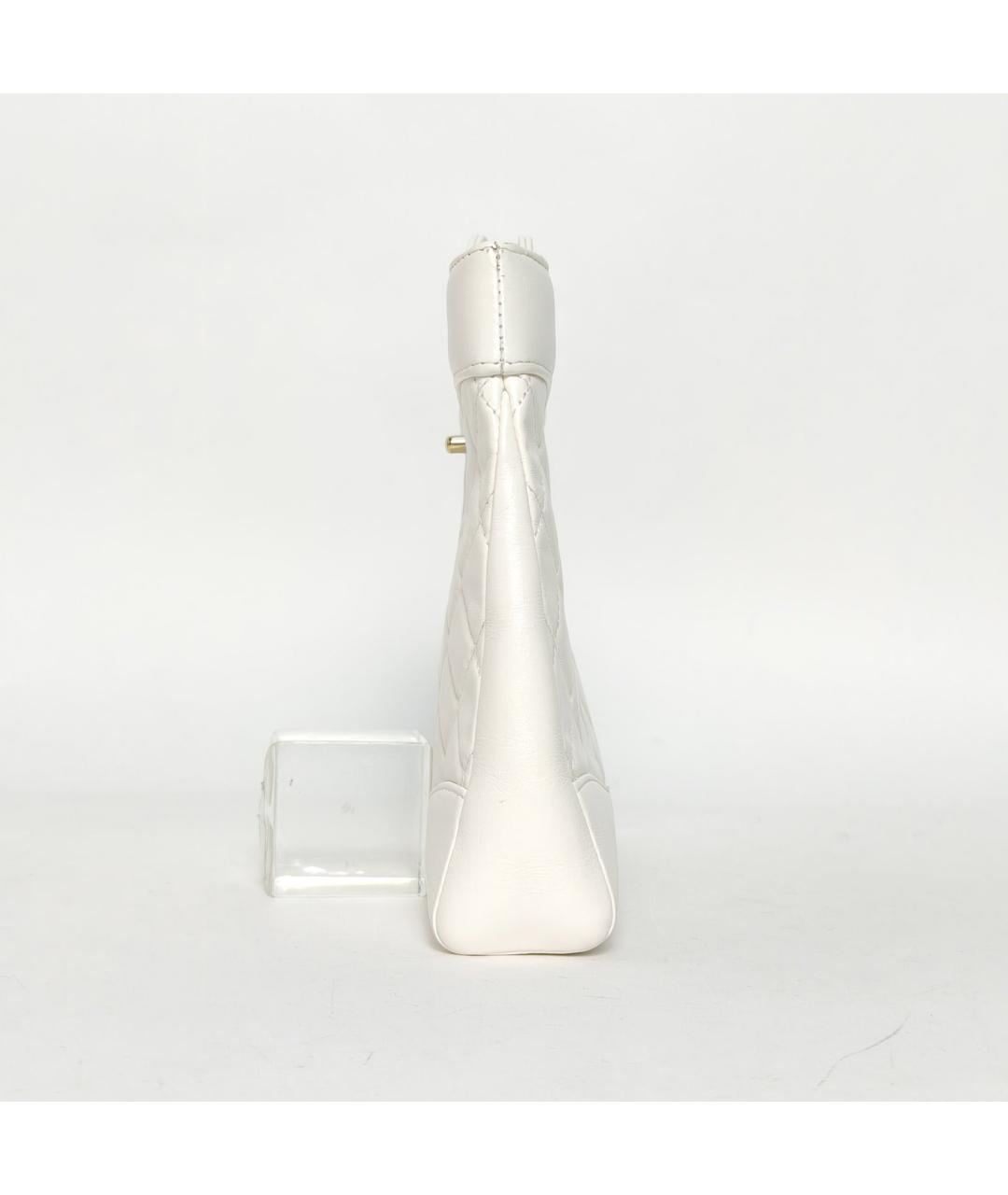 CHANEL Белая кожаная сумка через плечо, фото 5