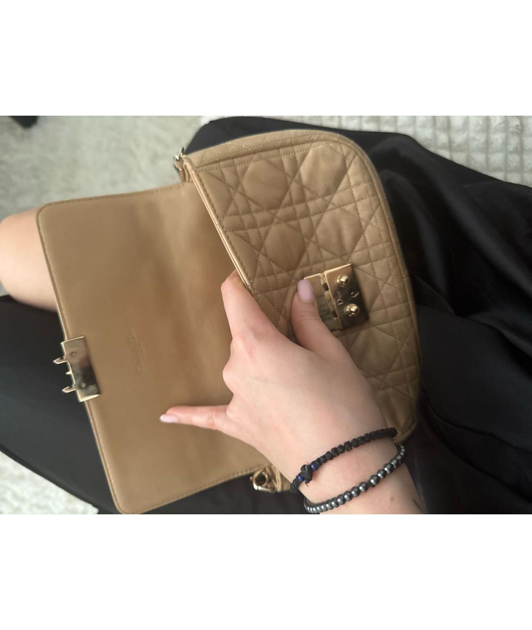 CHRISTIAN DIOR Бежевая кожаная сумка через плечо, фото 3