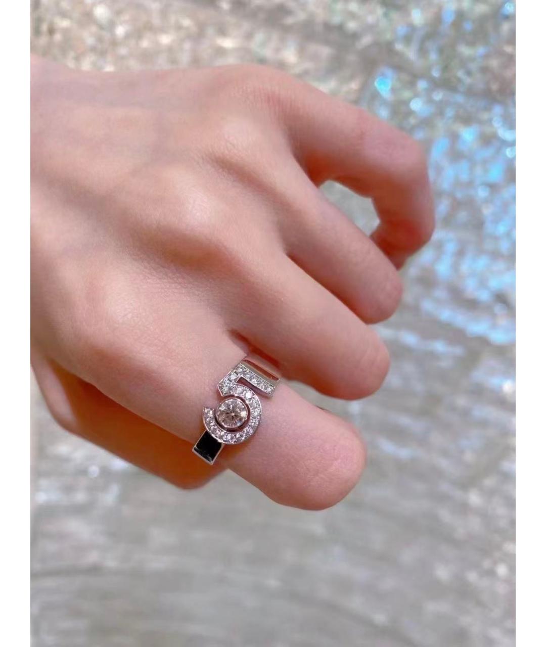 CHANEL Серебряное кольцо из белого золота, фото 4