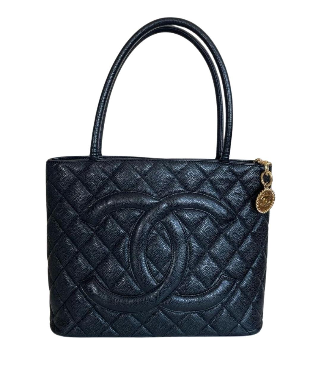 CHANEL Черная кожаная сумка тоут, фото 1