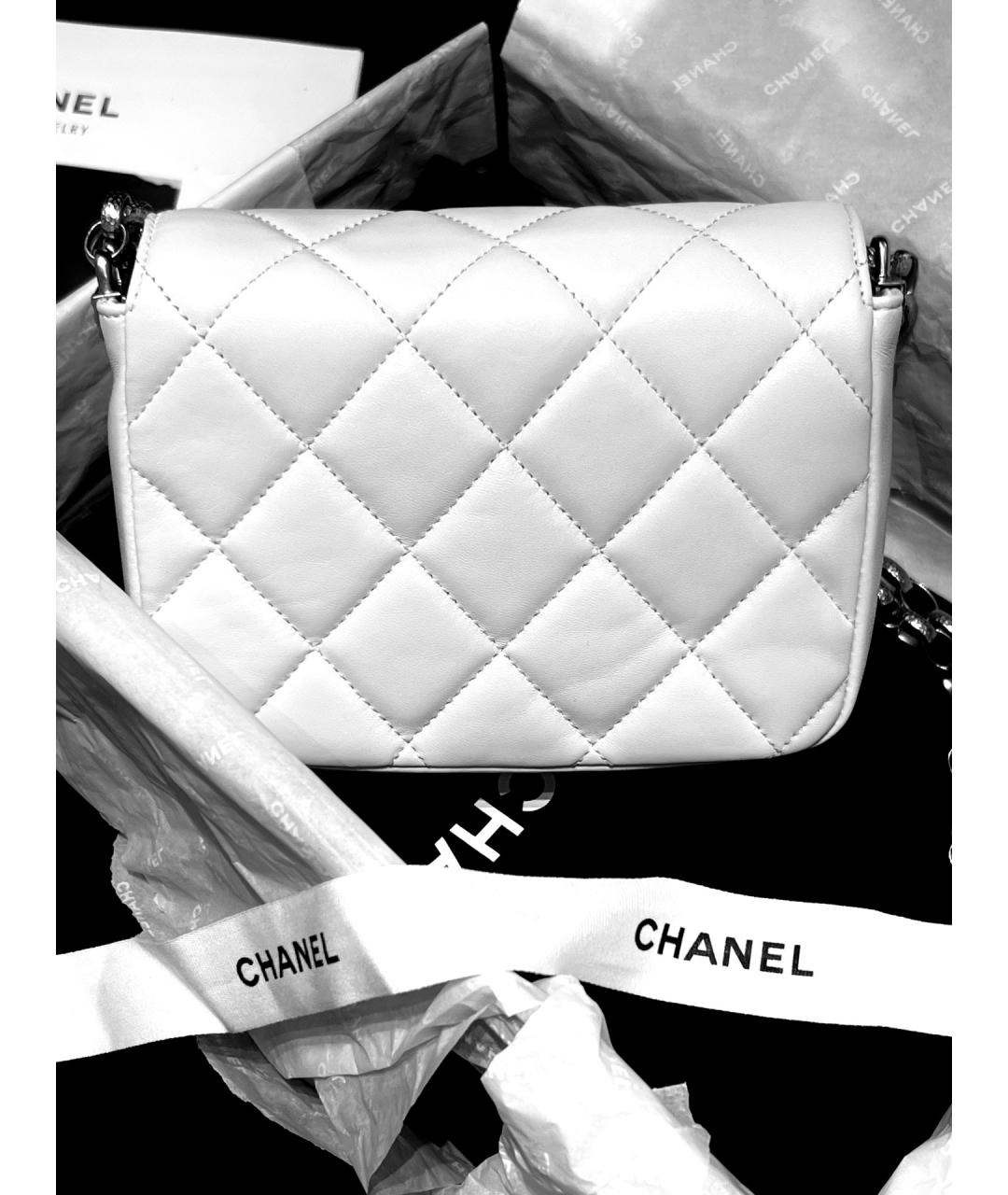 CHANEL Белая кожаная сумка через плечо, фото 3