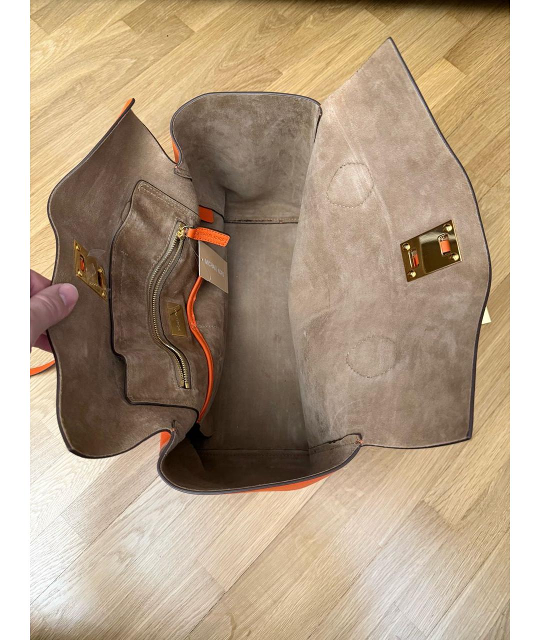 MICHAEL KORS Оранжевая кожаная сумка тоут, фото 5