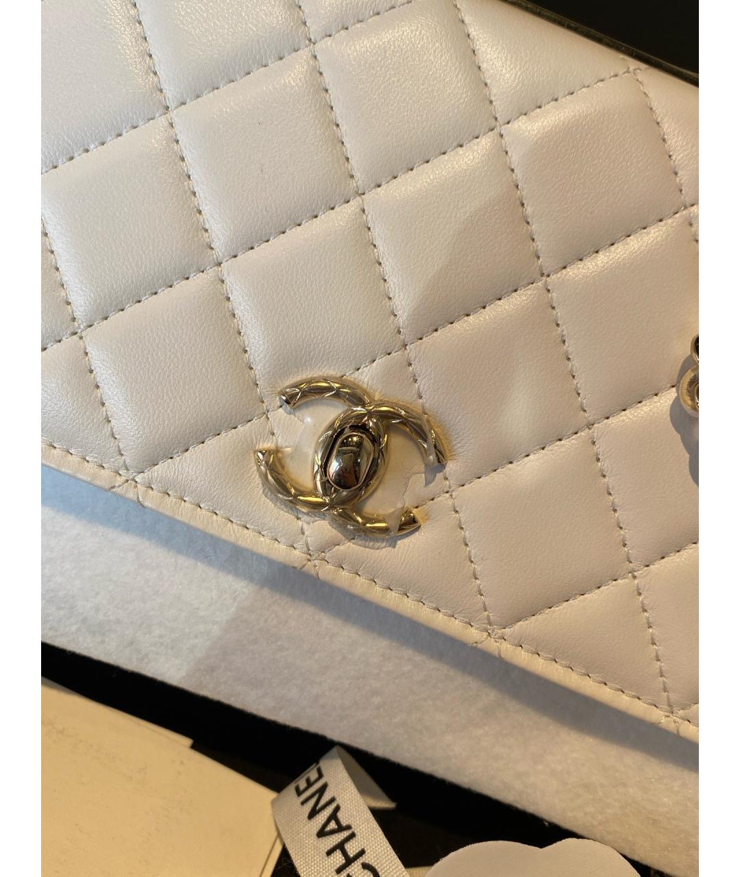 CHANEL Белая кожаная сумка через плечо, фото 2
