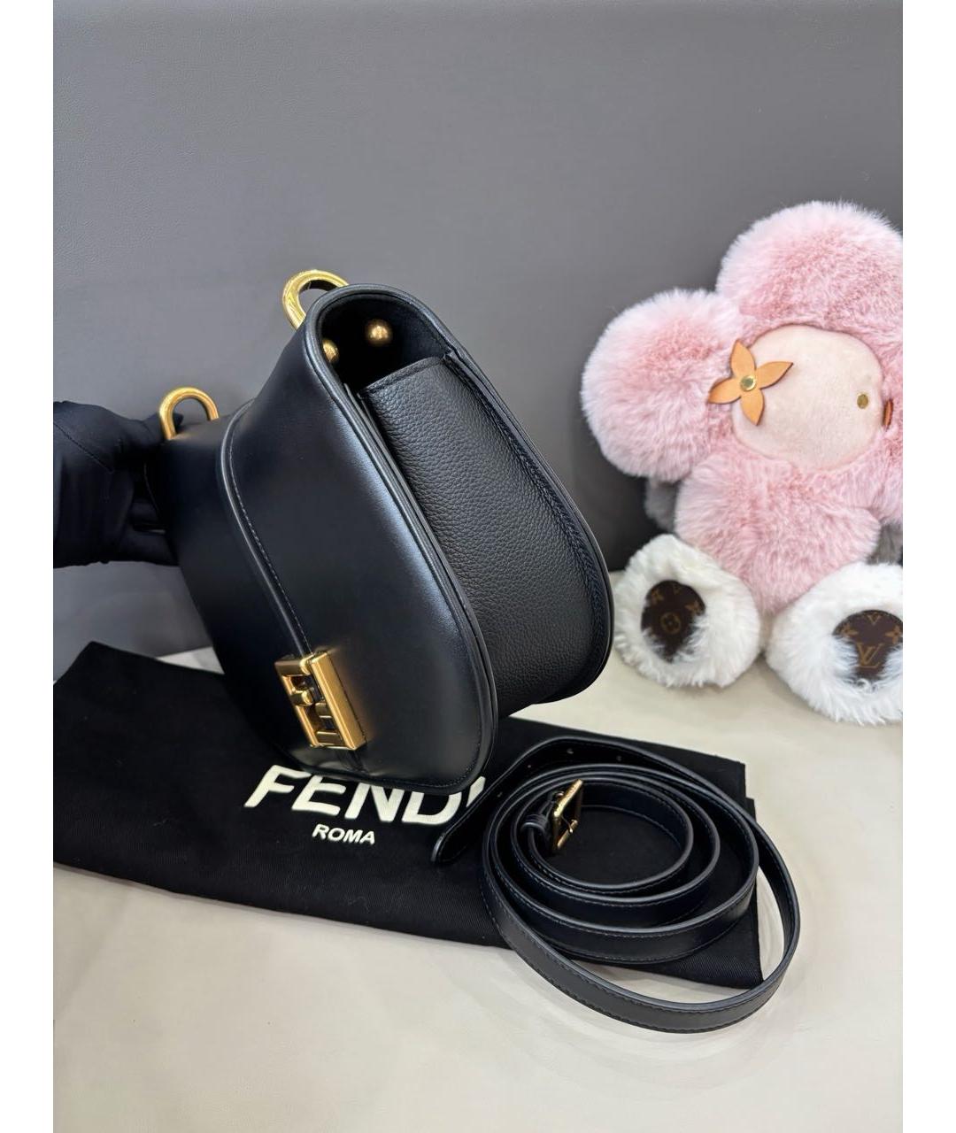 FENDI Черная кожаная сумка через плечо, фото 4