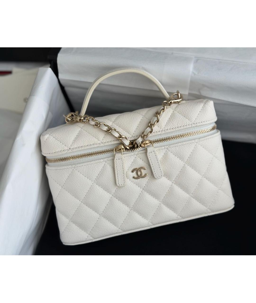 CHANEL Белая кожаная сумка через плечо, фото 2