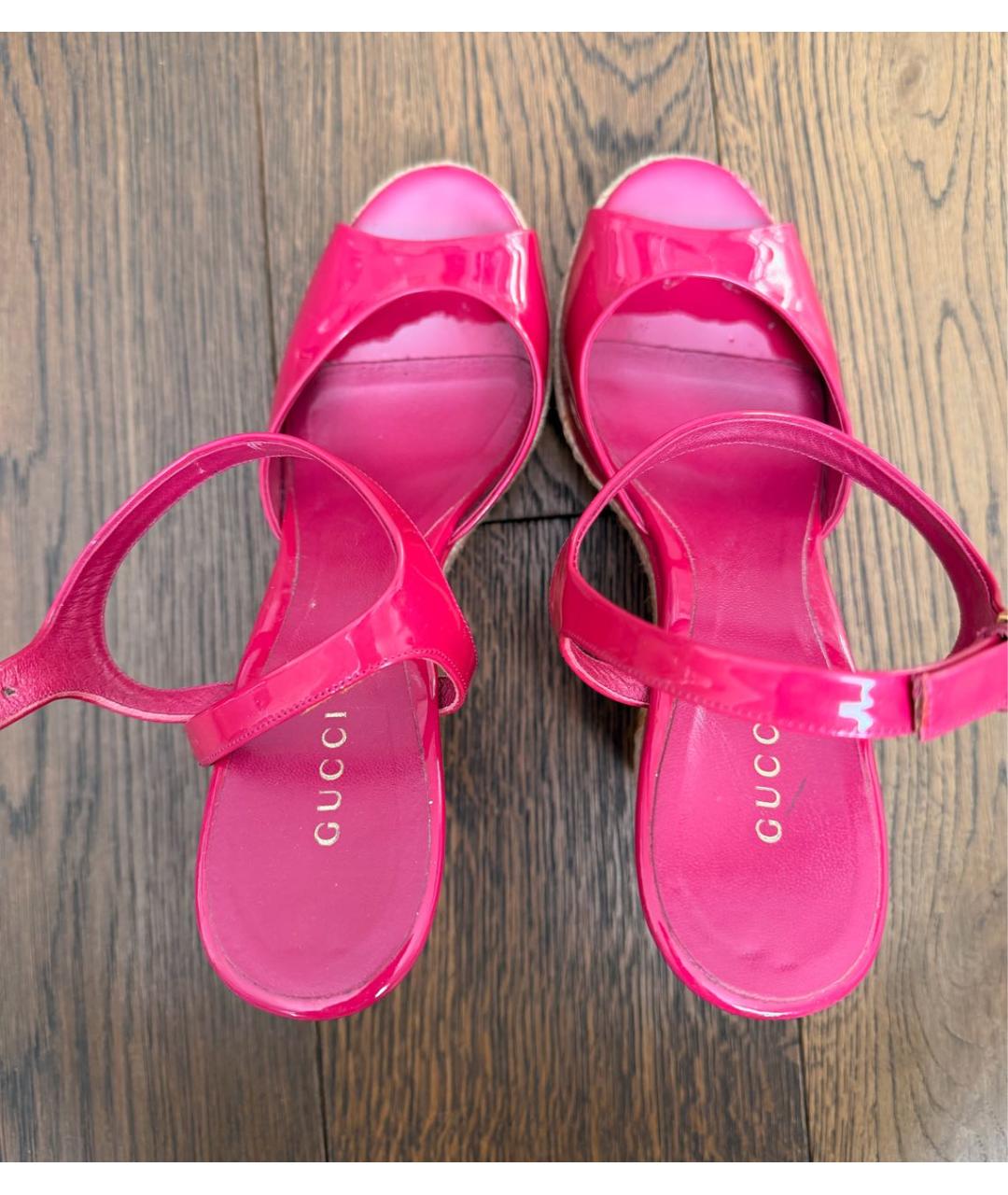 GUCCI Фуксия босоножки из лакированной кожи, фото 3
