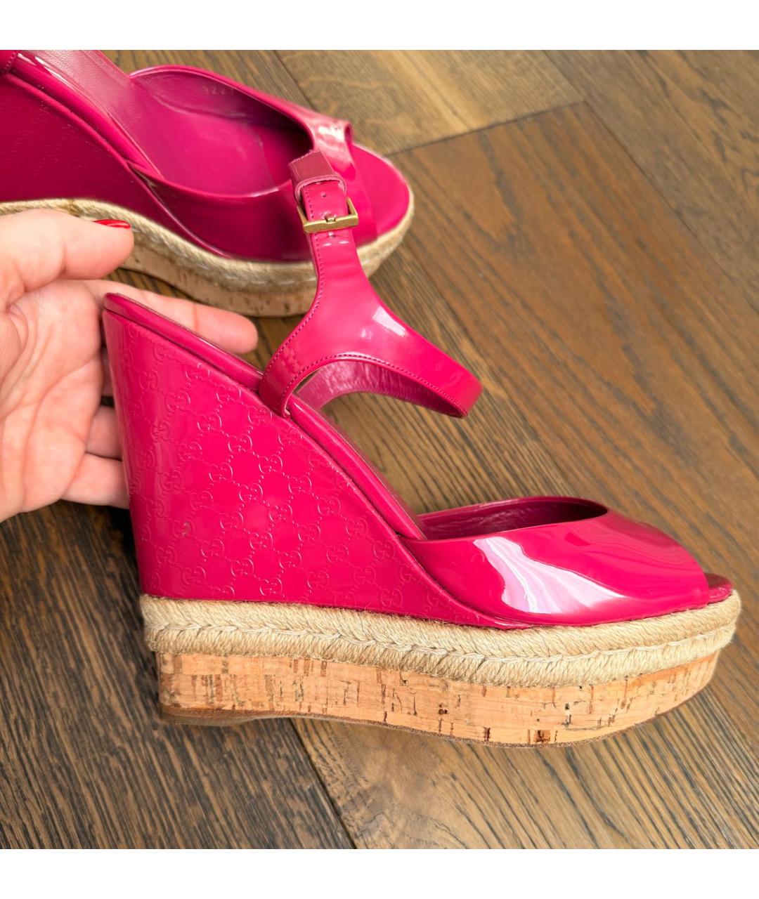 GUCCI Фуксия босоножки из лакированной кожи, фото 6