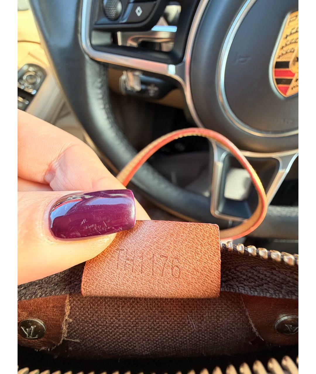 LOUIS VUITTON Коричневая сумка с короткими ручками, фото 4