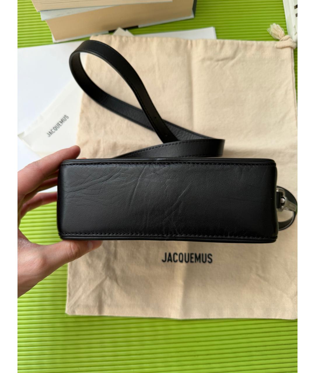 JACQUEMUS Черная кожаная сумка на плечо, фото 7