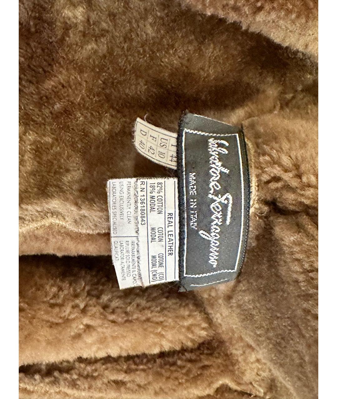 FERRAGAMO Бежевая меховая дубленка, фото 7