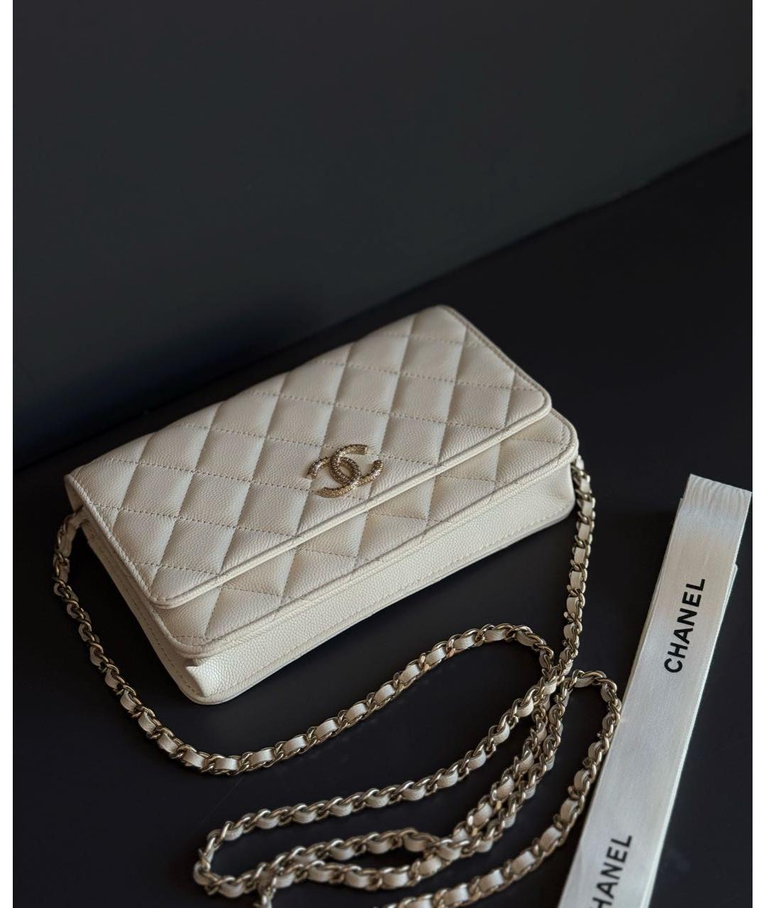 CHANEL Белая кожаная сумка через плечо, фото 6