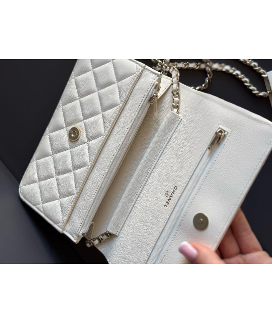 CHANEL Белая кожаная сумка через плечо, фото 5