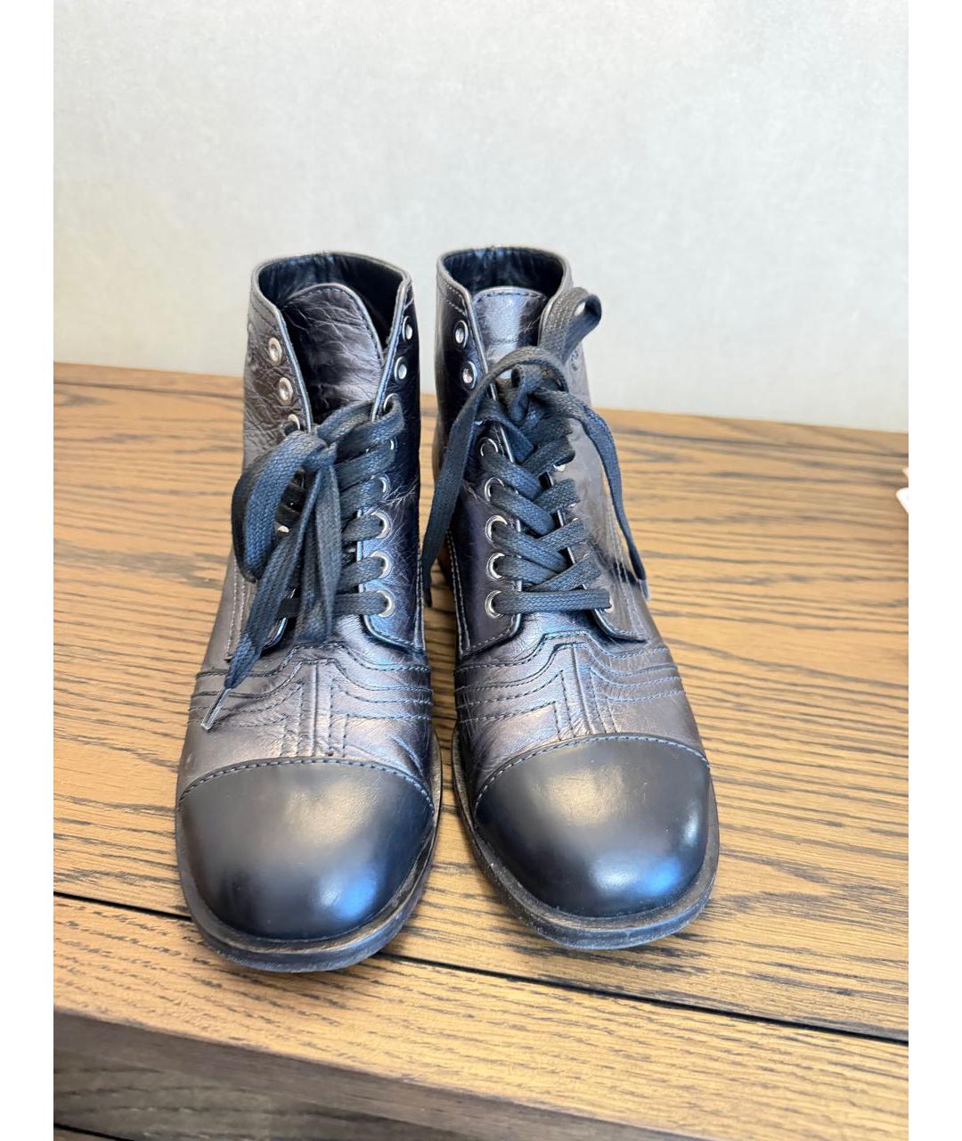 CHANEL Серебряные кожаные ботильоны, фото 2