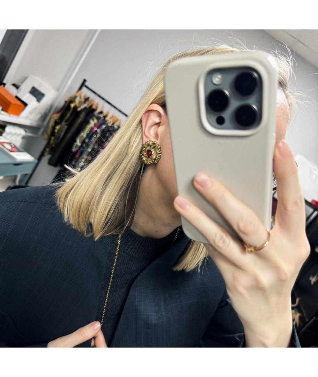 GUY LAROCHE Золотые металлические клипсы, фото 4