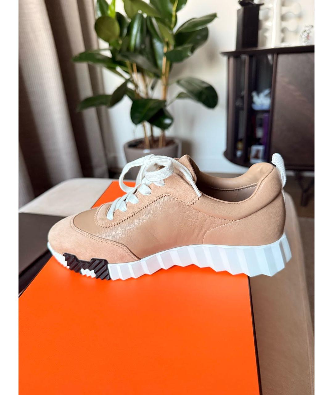 HERMES Бежевые кожаные кроссовки, фото 3