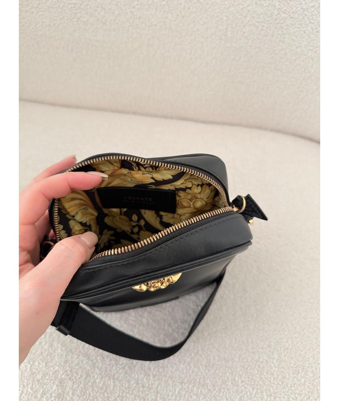 VERSACE Черная кожаная сумка на плечо, фото 4