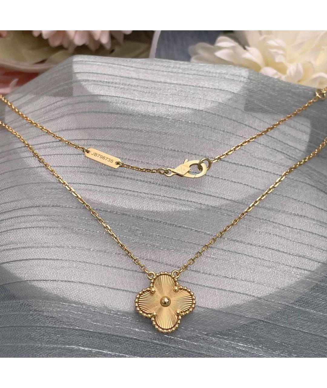 VAN CLEEF & ARPELS Золотой кулон, фото 4