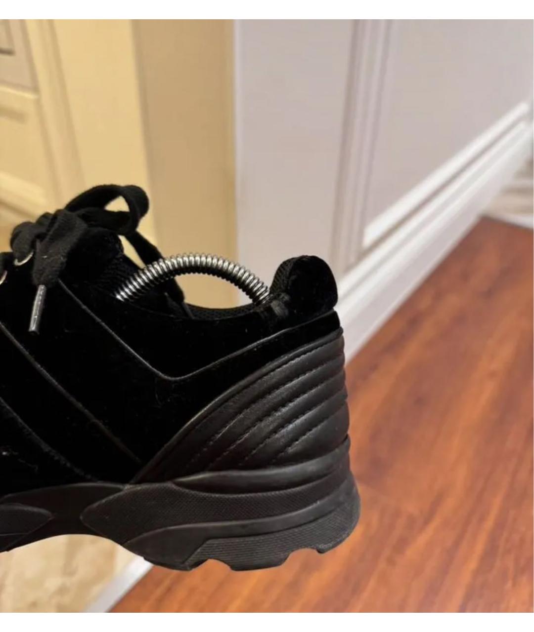 CHANEL Черные бархатные кроссовки, фото 4