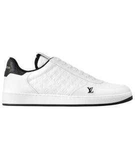 LOUIS VUITTON Низкие кроссовки / кеды