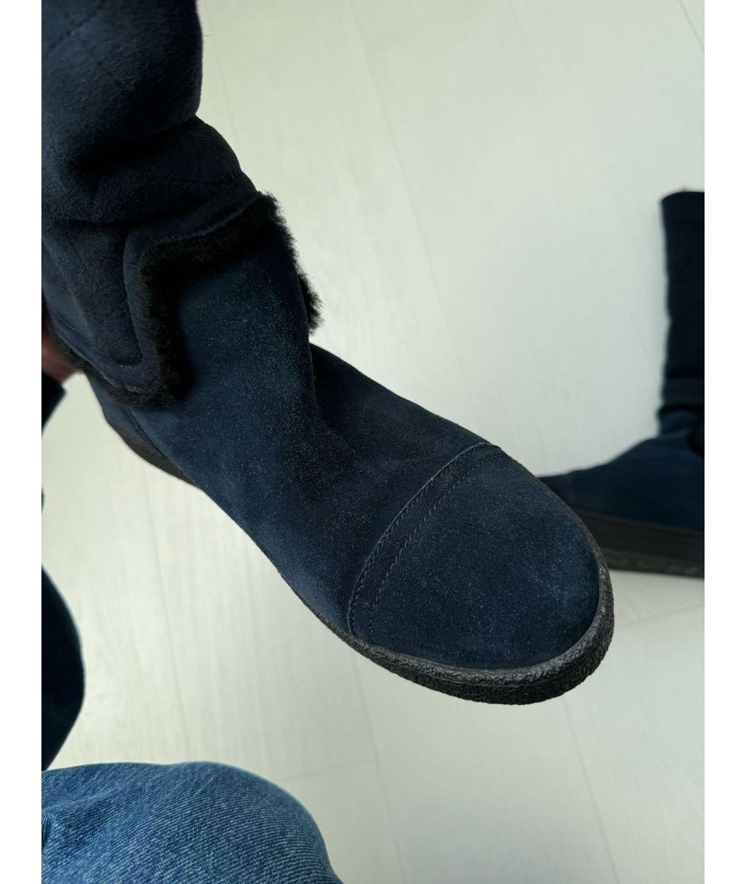 CHANEL Темно-синие замшевые сапоги, фото 4