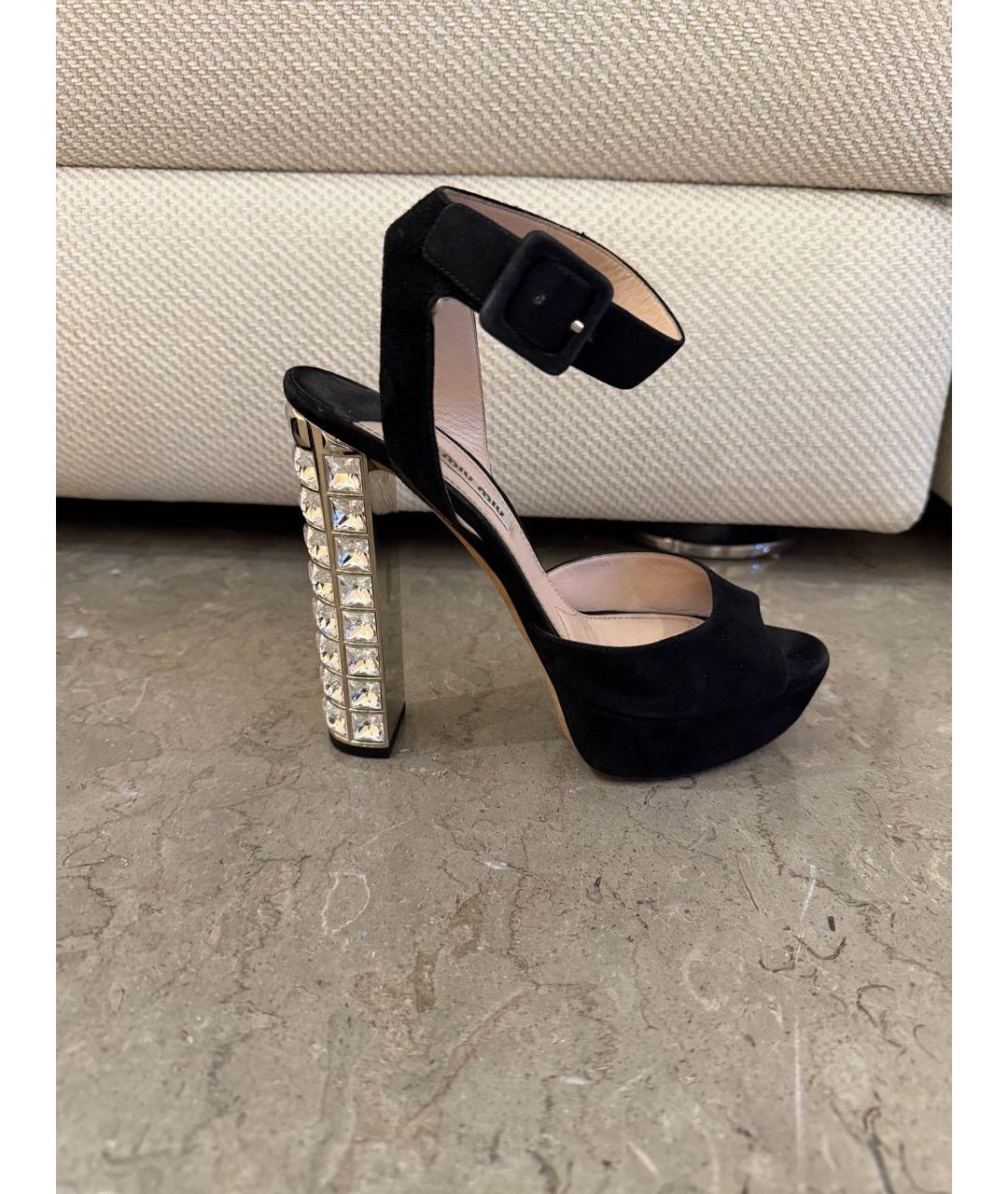 MIU MIU Черные замшевые босоножки, фото 7