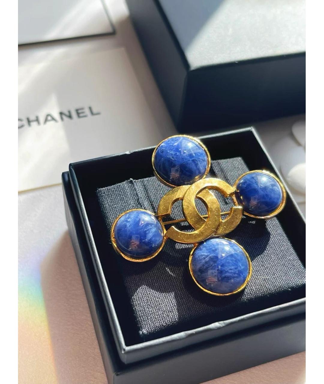 CHANEL Синяя металлическая брошь, фото 4