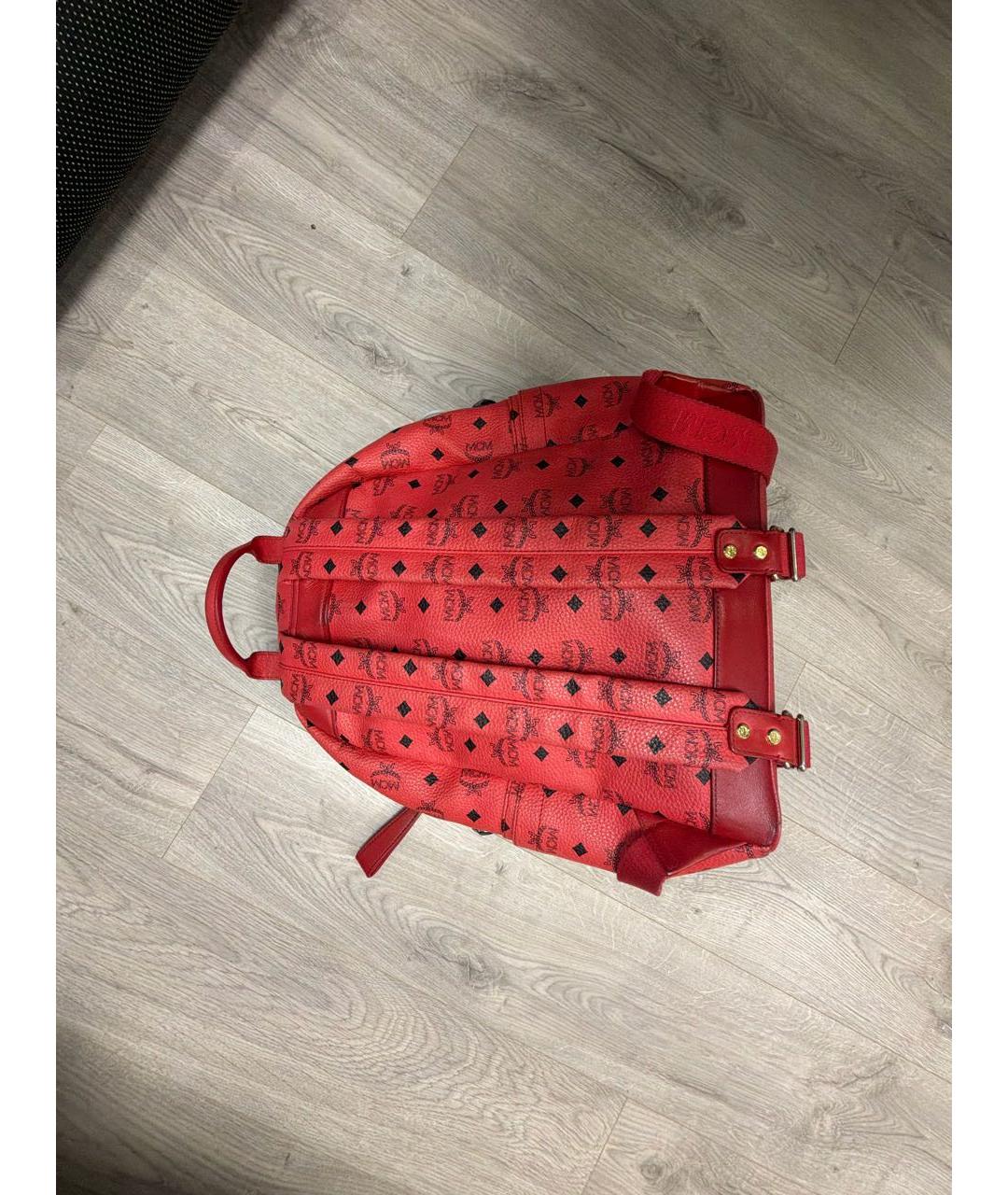 MCM Красный кожаный рюкзак, фото 3