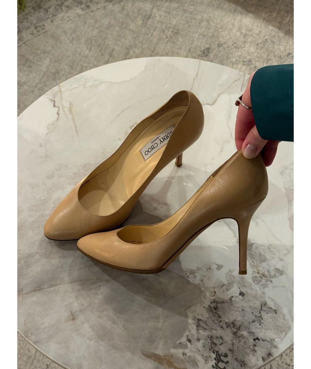 JIMMY CHOO Бежевые кожаные туфли, фото 5