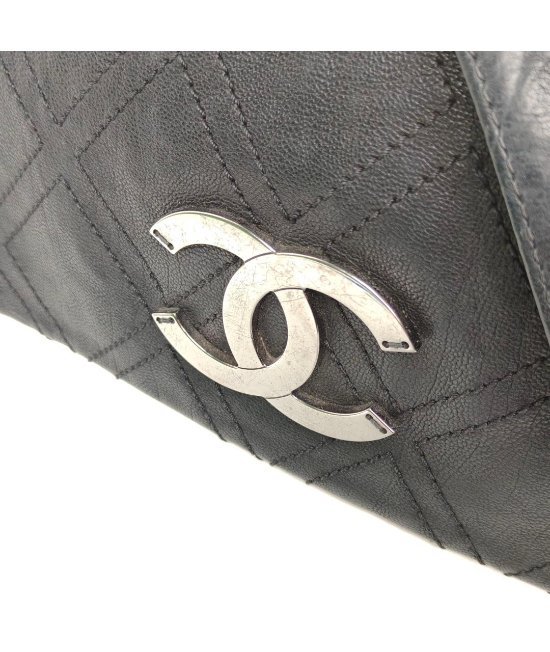 CHANEL Черная кожаная сумка через плечо, фото 8