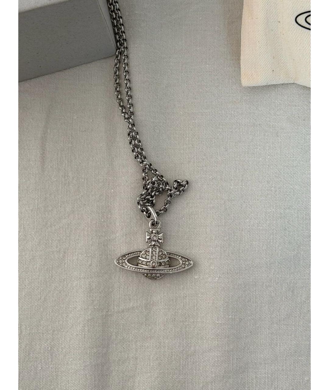 VIVIENNE WESTWOOD Серая латунная подвеска, фото 5