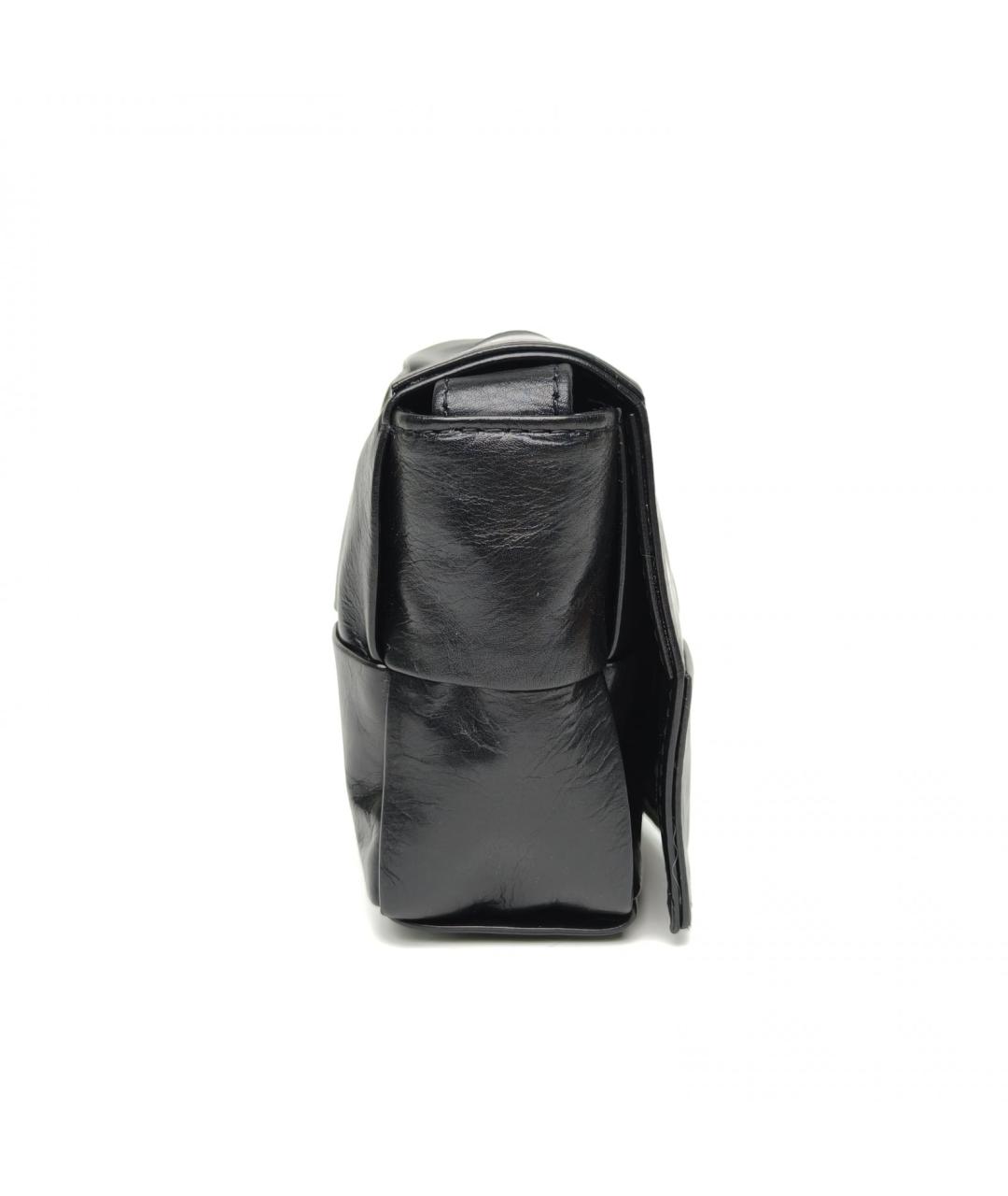 BOTTEGA VENETA Черная сумка через плечо из лакированной кожи, фото 5