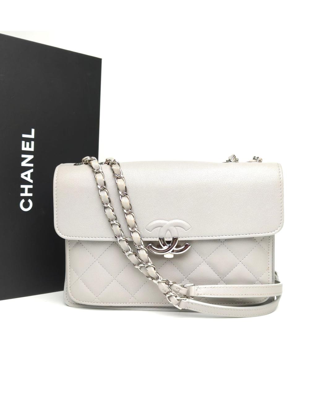 CHANEL Серая кожаная сумка через плечо, фото 9