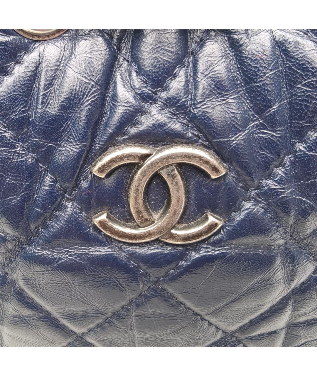 CHANEL Темно-синяя кожаная сумка через плечо, фото 7