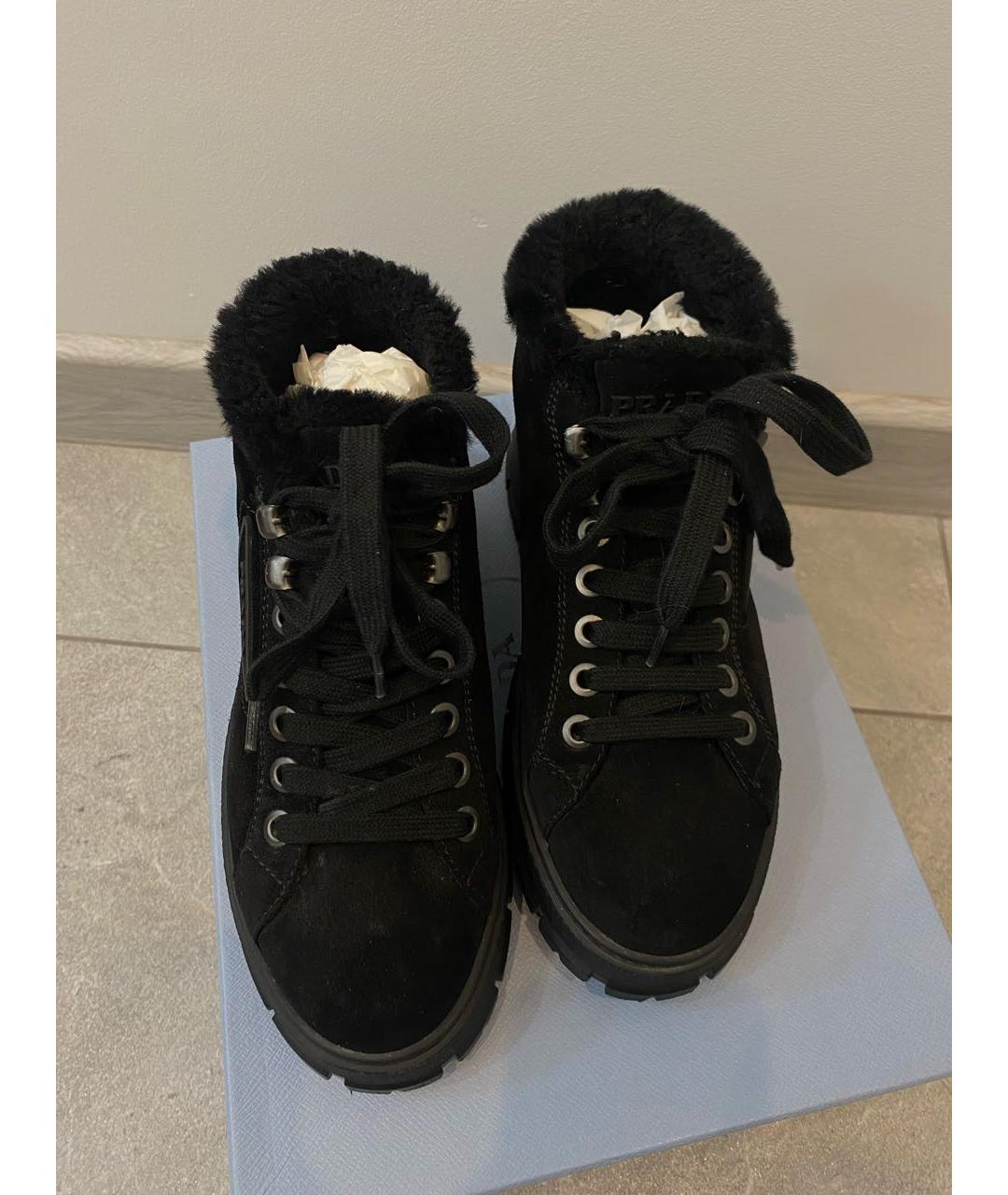 PRADA Черные замшевые кроссовки, фото 3